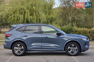 Внедорожник / Кроссовер Ford Escape 2024 в 