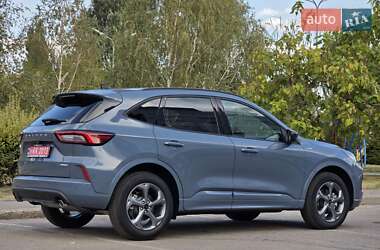 Внедорожник / Кроссовер Ford Escape 2024 в 