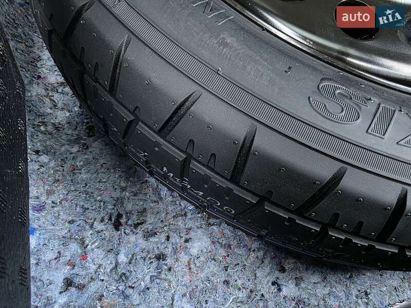 Внедорожник / Кроссовер Ford Escape 2024 в Кривом Роге