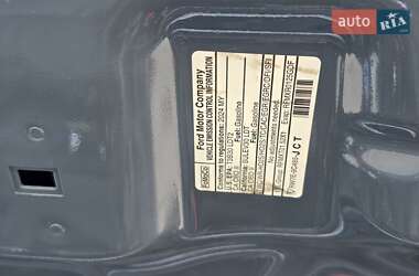 Внедорожник / Кроссовер Ford Escape 2024 в Кривом Роге