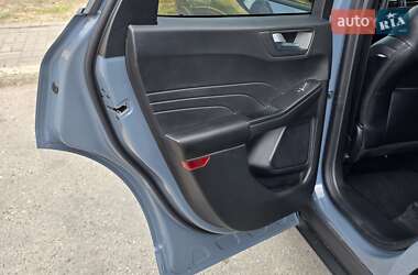 Внедорожник / Кроссовер Ford Escape 2024 в 