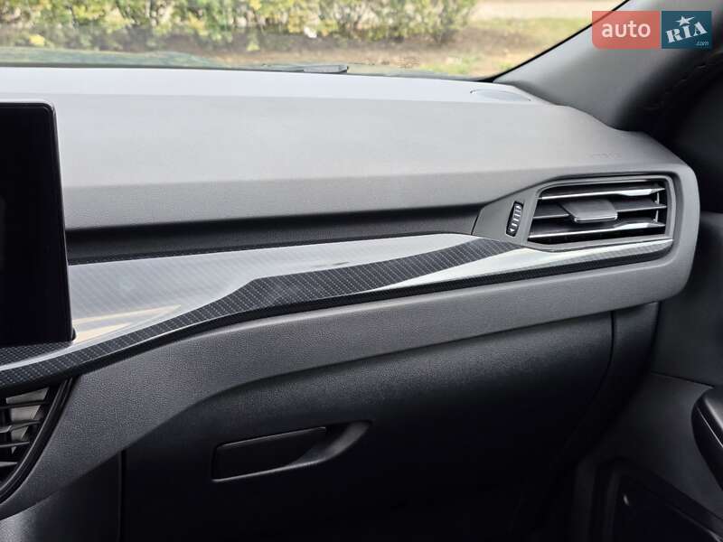 Внедорожник / Кроссовер Ford Escape 2024 в Кривом Роге