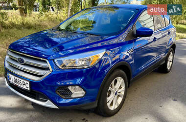 Позашляховик / Кросовер Ford Escape 2018 в Вишгороді