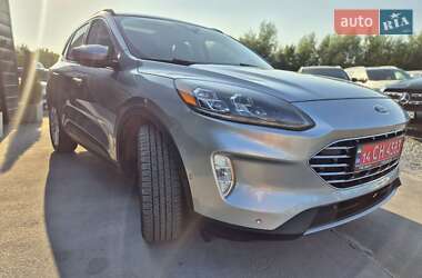 Внедорожник / Кроссовер Ford Escape 2021 в 