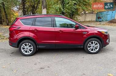 Внедорожник / Кроссовер Ford Escape 2019 в Киеве
