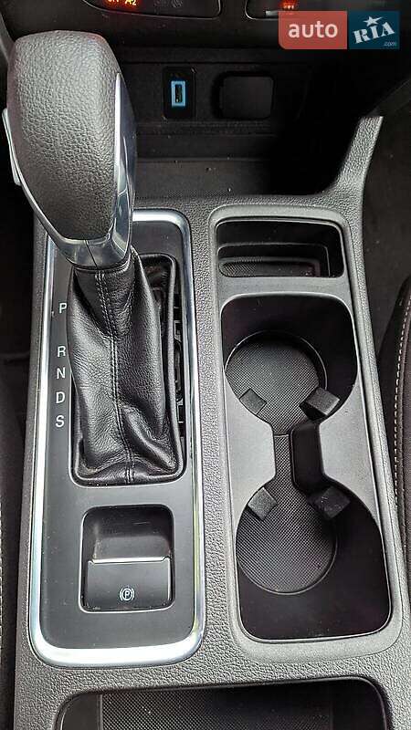 Внедорожник / Кроссовер Ford Escape 2019 в Киеве