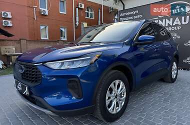 Внедорожник / Кроссовер Ford Escape 2023 в 