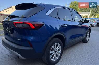 Внедорожник / Кроссовер Ford Escape 2023 в 