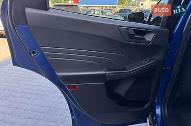 Внедорожник / Кроссовер Ford Escape 2023 в 