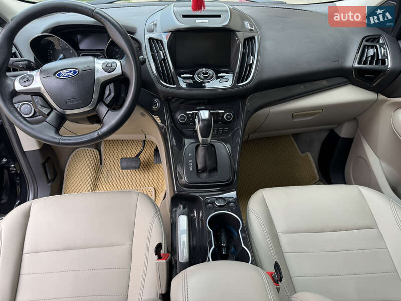 Внедорожник / Кроссовер Ford Escape 2014 в Измаиле