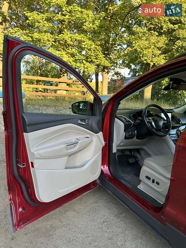 Внедорожник / Кроссовер Ford Escape 2013 в Благовещенском фото 5 Внедорожник / Кроссовер Ford Escape 2013 в Благовещенском