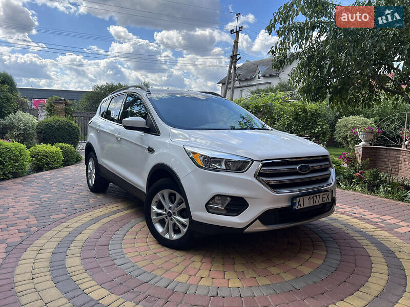 Позашляховик / Кросовер Ford Escape 2018 в Києві