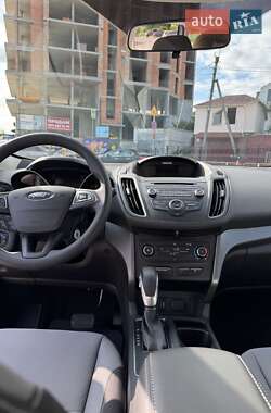 Позашляховик / Кросовер Ford Escape 2017 в Тернополі