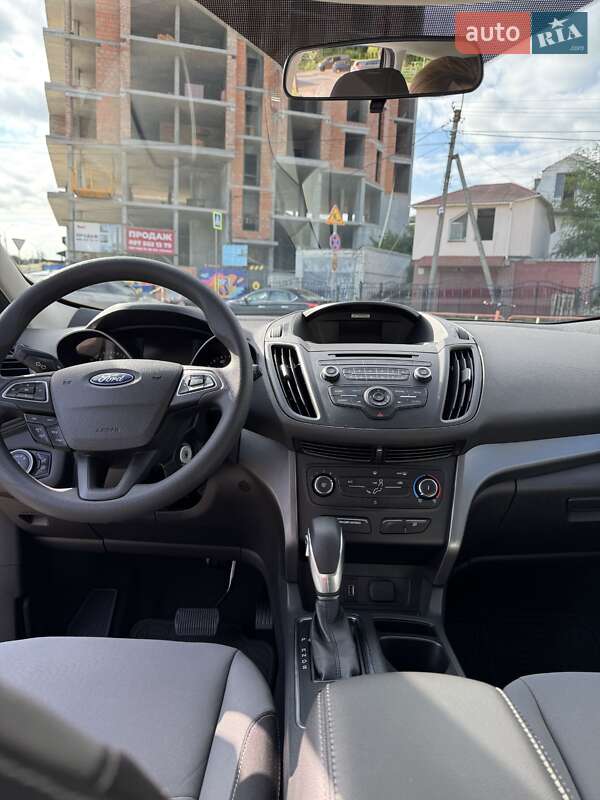 Внедорожник / Кроссовер Ford Escape 2017 в Тернополе