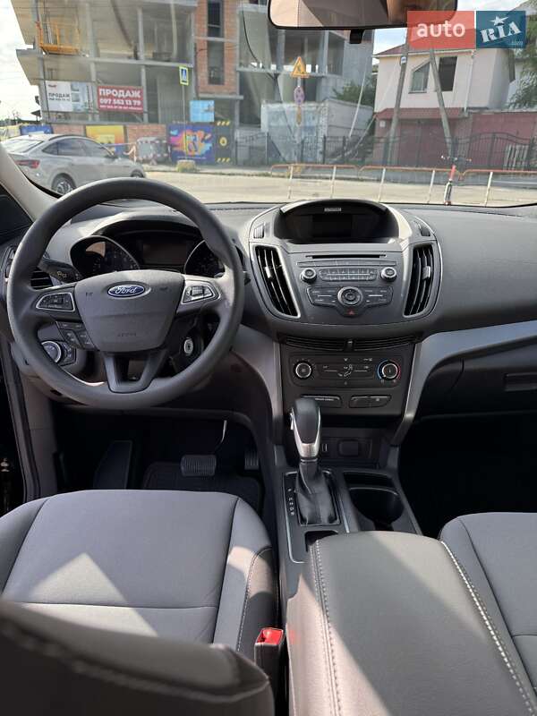 Внедорожник / Кроссовер Ford Escape 2017 в Тернополе