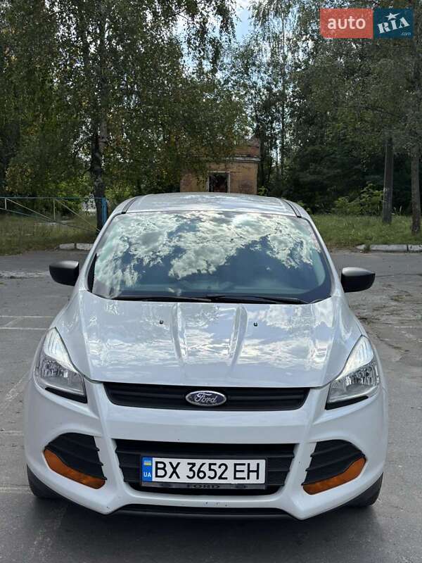 Внедорожник / Кроссовер Ford Escape 2014 в 