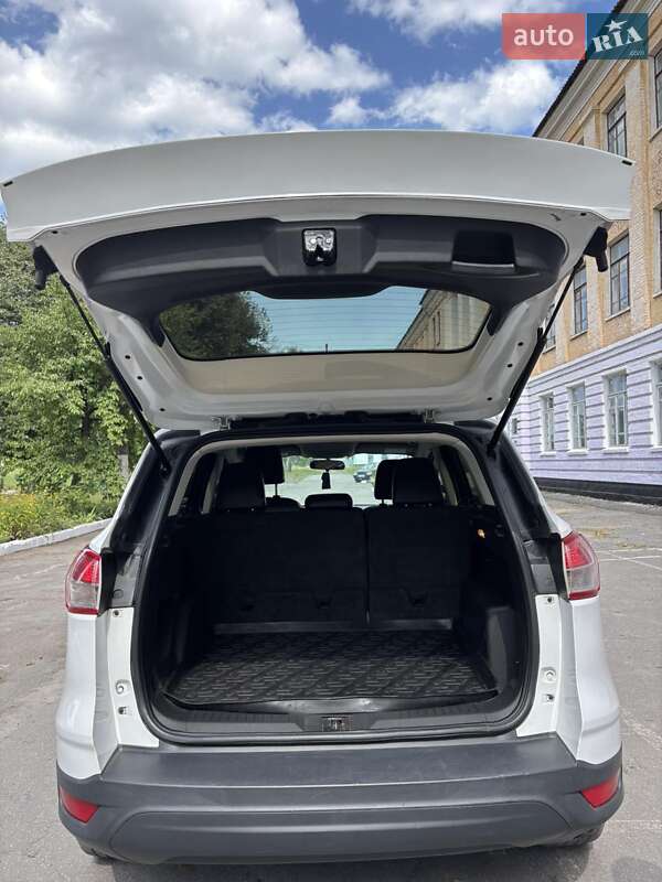 Внедорожник / Кроссовер Ford Escape 2014 в Славуте