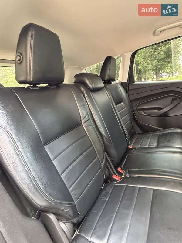 Внедорожник / Кроссовер Ford Escape 2014 в Славуте