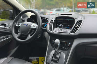 Внедорожник / Кроссовер Ford Escape 2014 в 