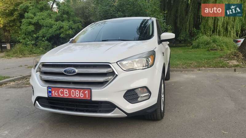 Внедорожник / Кроссовер Ford Escape 2019 в Киеве