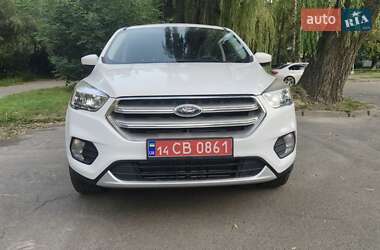 Внедорожник / Кроссовер Ford Escape 2019 в 