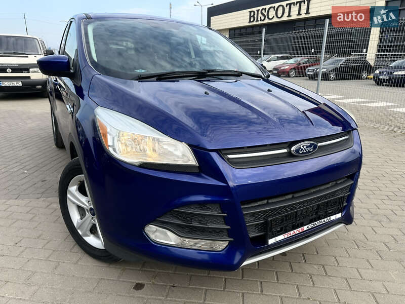 Внедорожник / Кроссовер Ford Escape 2016 в 