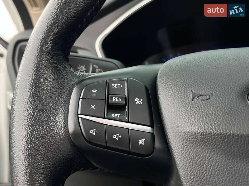 Внедорожник / Кроссовер Ford Escape 2020 в Львове