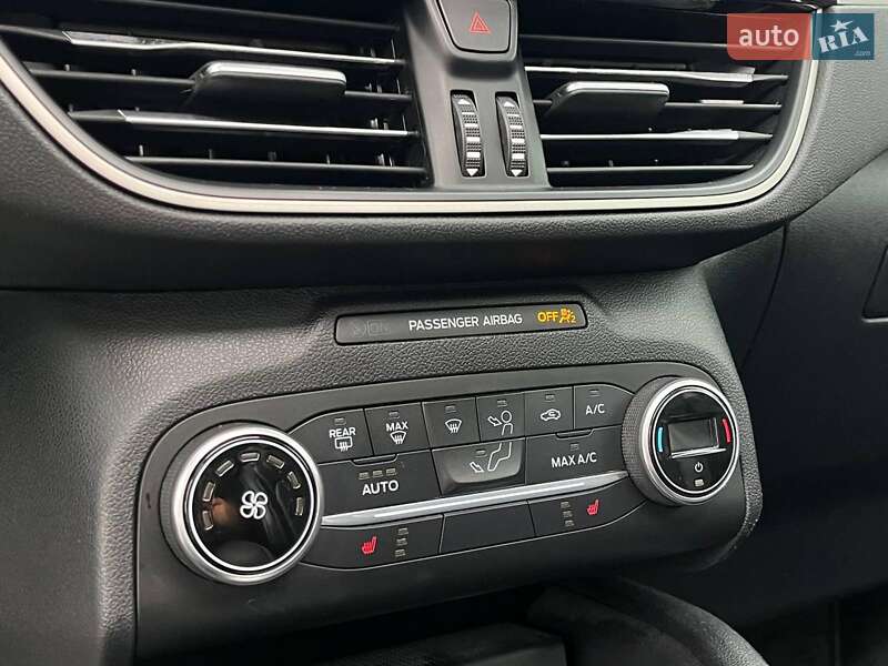 Внедорожник / Кроссовер Ford Escape 2020 в Львове