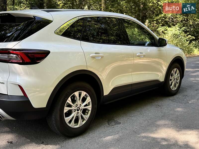 Внедорожник / Кроссовер Ford Escape 2023 в Киеве фото 26 Внедорожник / Кроссовер Ford Escape 2023 в Киеве