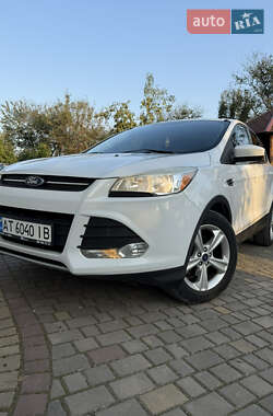 Внедорожник / Кроссовер Ford Escape 2014 в 
