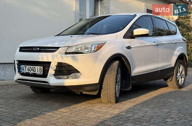 Внедорожник / Кроссовер Ford Escape 2014 в 