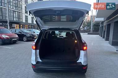 Внедорожник / Кроссовер Ford Escape 2016 в 