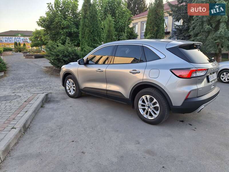 Внедорожник / Кроссовер Ford Escape 2022 в 
