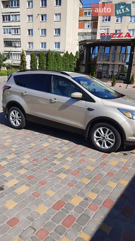 Внедорожник / Кроссовер Ford Escape 2017 в Тернополе фото 10 Внедорожник / Кроссовер Ford Escape 2017 в Тернополе