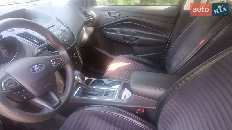 Позашляховик / Кросовер Ford Escape 2018 в Черкасах фото 10 Позашляховик / Кросовер Ford Escape 2018 в Черкасах