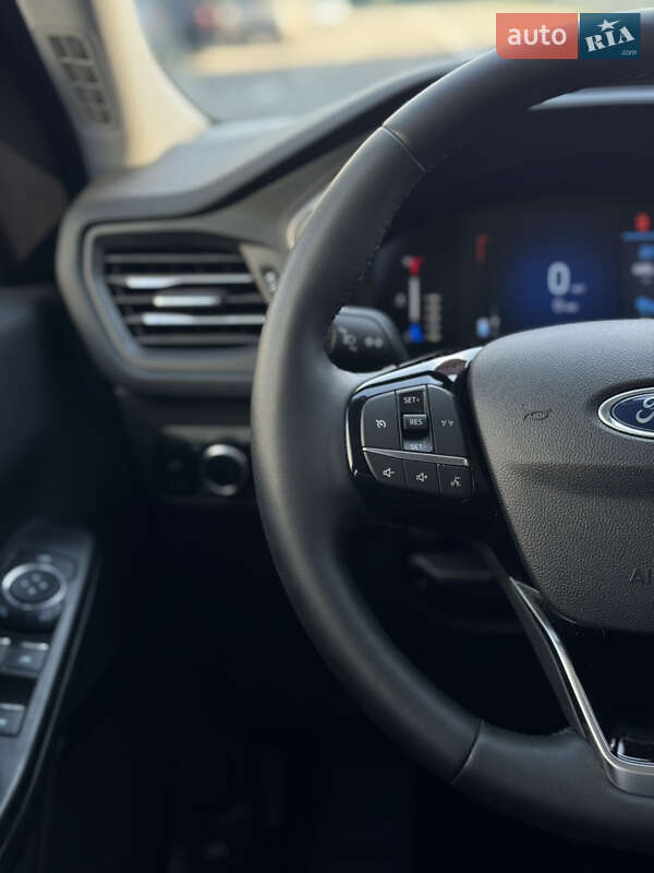 Внедорожник / Кроссовер Ford Escape 2023 в Киеве