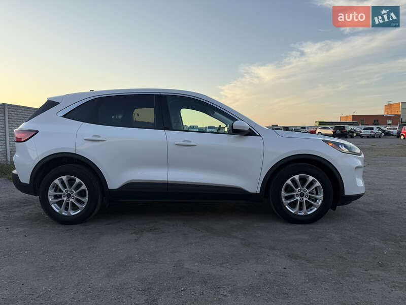 Внедорожник / Кроссовер Ford Escape 2021 в Виннице