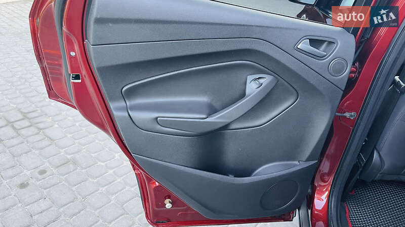 Внедорожник / Кроссовер Ford Escape 2015 в Львове