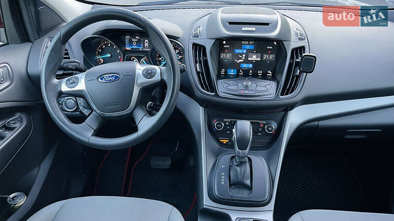 Внедорожник / Кроссовер Ford Escape 2015 в Львове