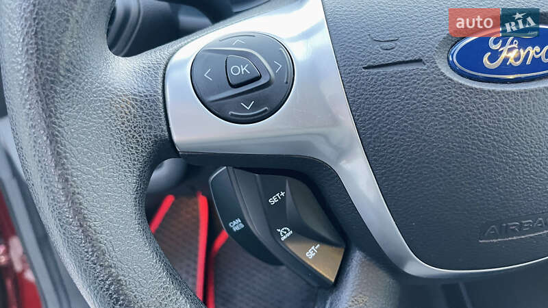 Внедорожник / Кроссовер Ford Escape 2015 в Львове