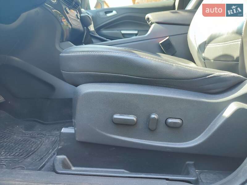 Внедорожник / Кроссовер Ford Escape 2017 в Калуше фото 16 Внедорожник / Кроссовер Ford Escape 2017 в Калуше