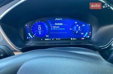 Позашляховик / Кросовер Ford Escape 2019 в 
