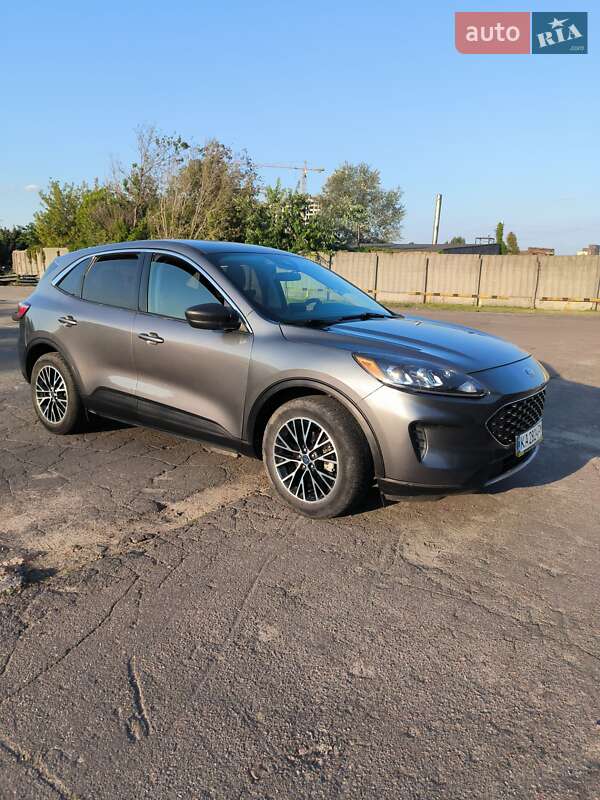 Позашляховик / Кросовер Ford Escape 2022 в Києві