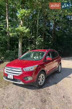 Позашляховик / Кросовер Ford Escape 2018 в Дніпрі