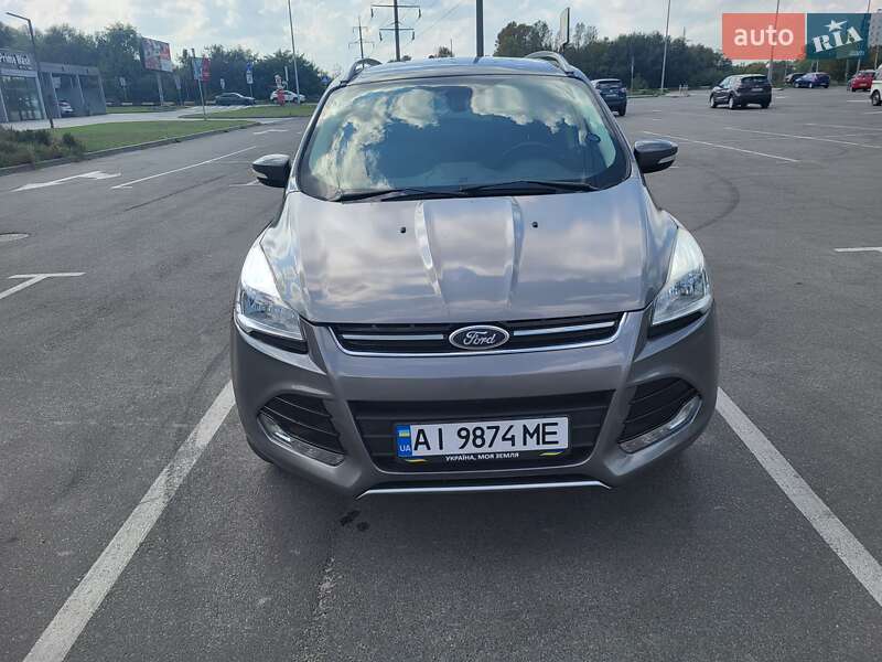 Внедорожник / Кроссовер Ford Escape 2014 в Ирпене
