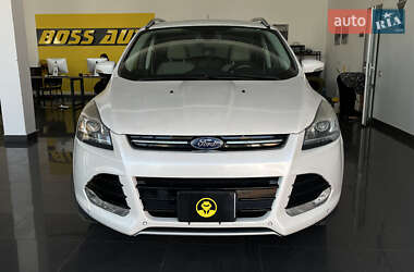 Внедорожник / Кроссовер Ford Escape 2014 в 