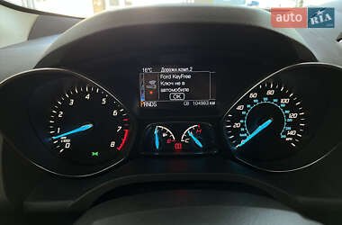 Внедорожник / Кроссовер Ford Escape 2014 в 
