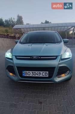 Внедорожник / Кроссовер Ford Escape 2013 в Ровно