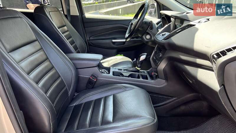 Внедорожник / Кроссовер Ford Escape 2018 в Ивано-Франковске