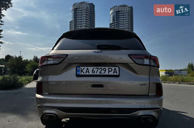 Позашляховик / Кросовер Ford Escape 2019 в 